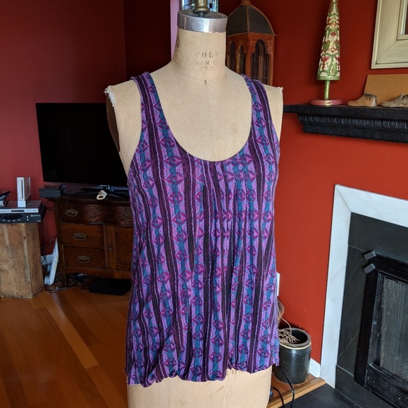 Ecoté Front-Pleated Patterned Blouse - Picture 1 of 8